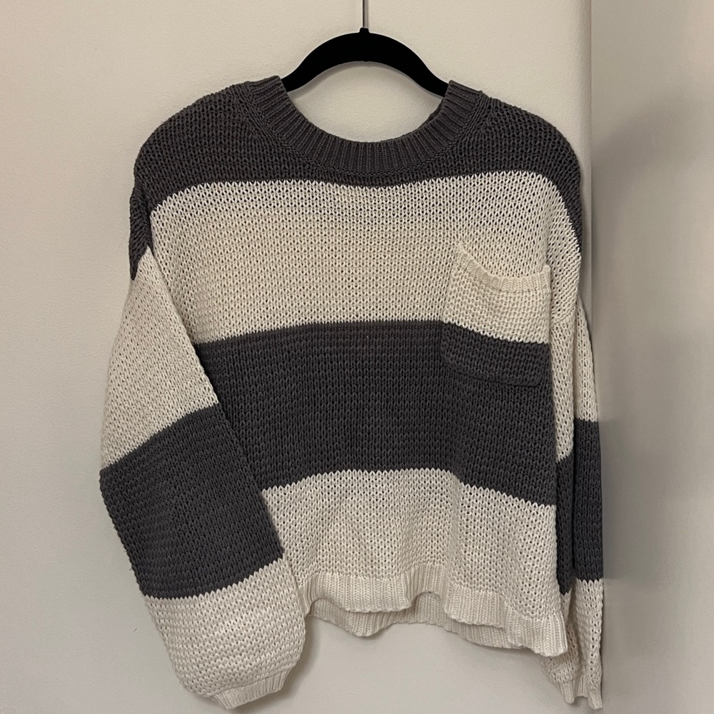 Striped cropped sweater!